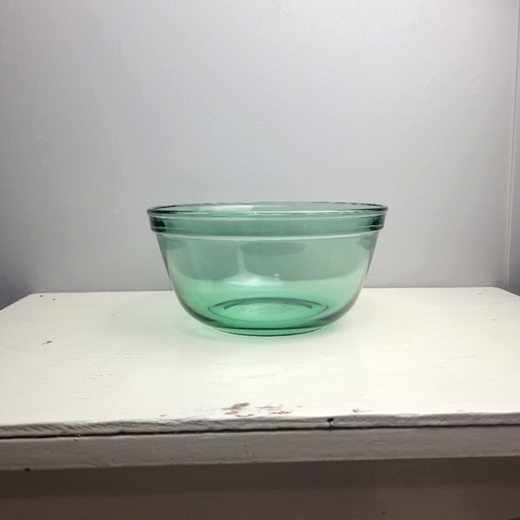 Anchor Ovenware Mixing Bowl Green Clear 2.5 Qt - Picture 12 of 13